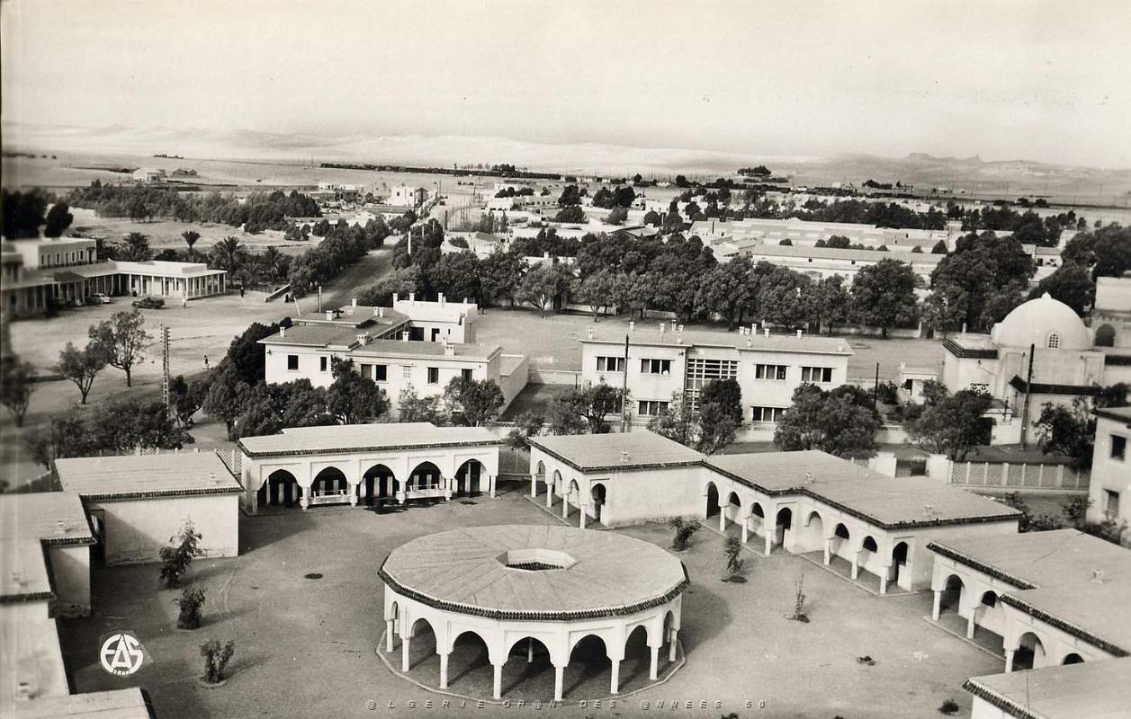 Colomb bechar 502- ecole filles COLLECTION DES AMIS DE ND DE SANTA CRUZ.jpg